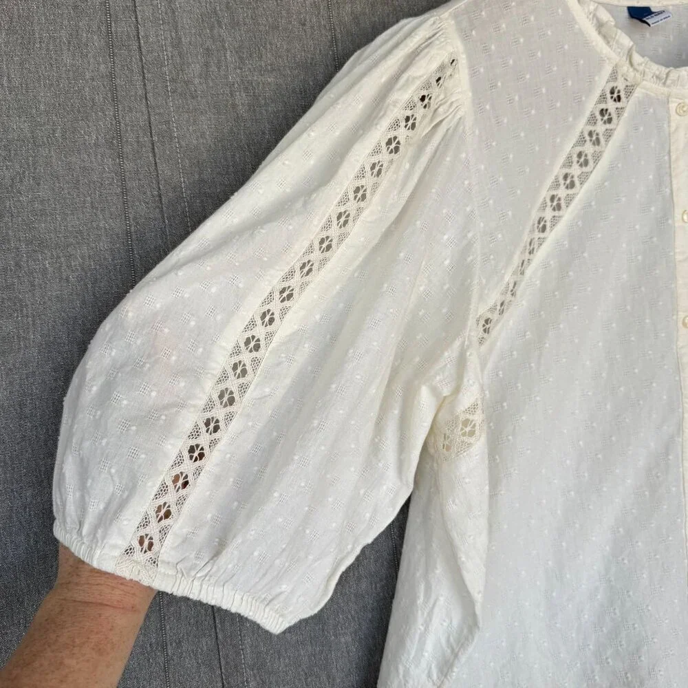 Old‎ Navy Creme De La Creme Cotton Puff-Sleeve Lace-Trim Clip-Dot Blouse Size XL
